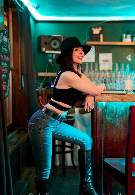 audreybelletv model exclusive photo