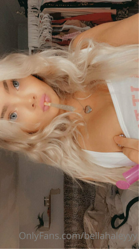 bellahaleyyy star sex archive