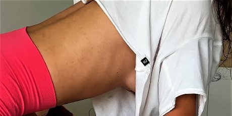 Tetty ASMR model high quality images