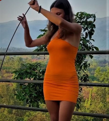 Tetty ASMR star adult pics