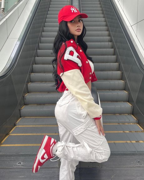 Nika Higashionna star exclusive gallery