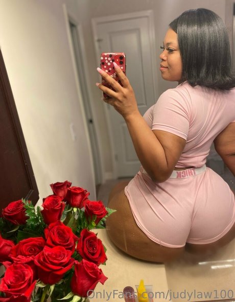 judylaw100 star exclusive pics