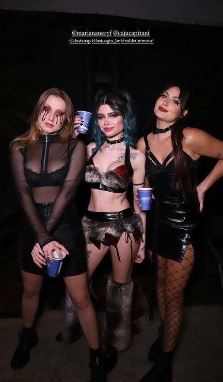 Mariana Nery pornstar images