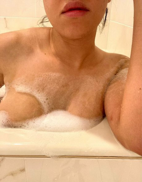 japanese milf onlyfans pornos picture