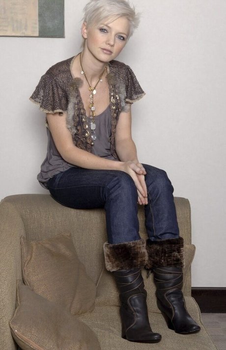 Hannah Spearritt exclusive actress image