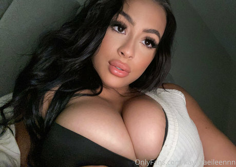 Kaylina Eileen star art pic