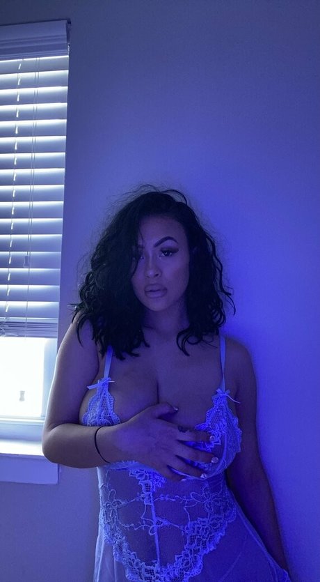 Kaylina Eileen exclusive star archive