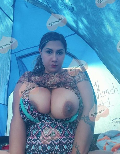 Lluvia Salazar model pretty images