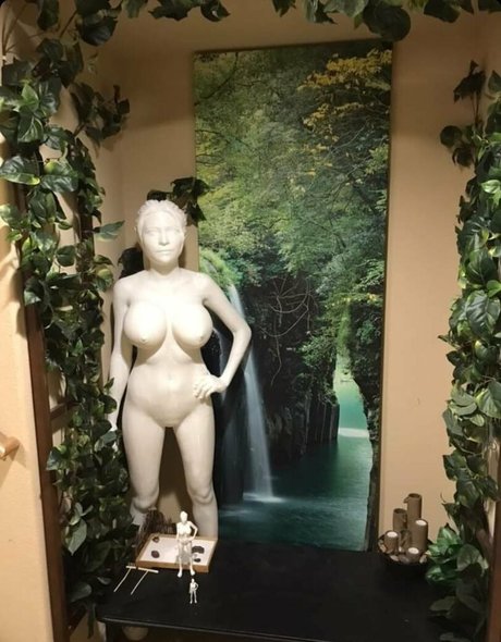 european onlyfans hd pic