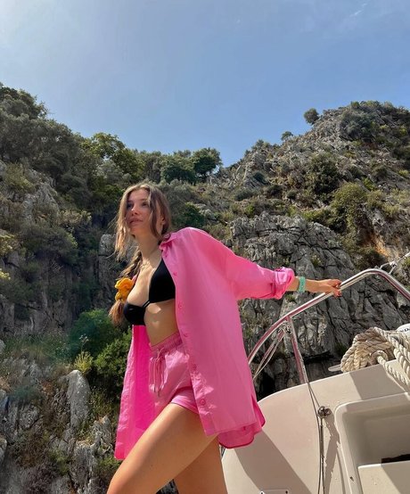 Ilayda Akdogan pornstar exclusive img