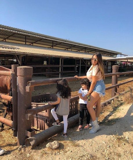 Shahar Matok star naked photos