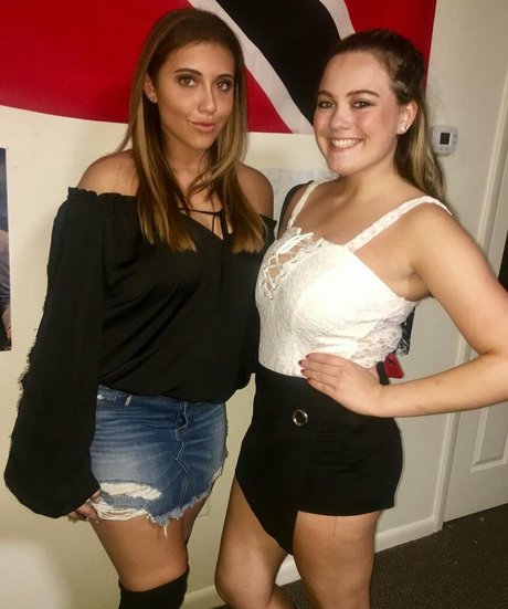 Olivia H pornstar erotic photo