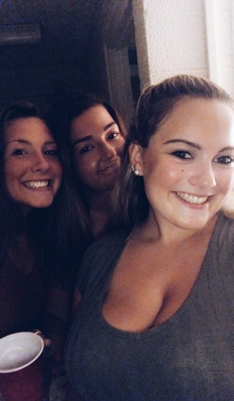 Olivia H xxx pornstar photos