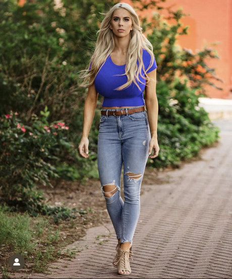 Katelyn Keplar model perfect photos