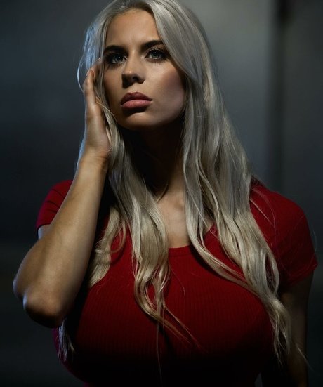 Katelyn Keplar sexy star pic