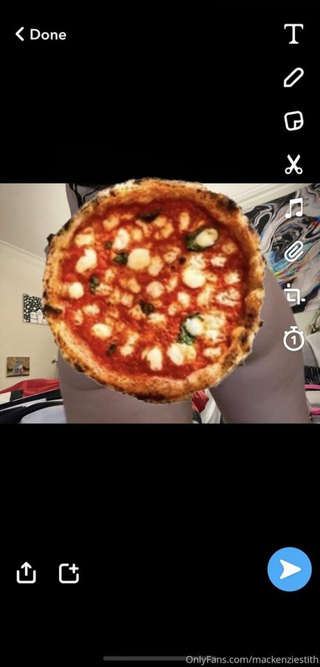 mackenziestith hd model img