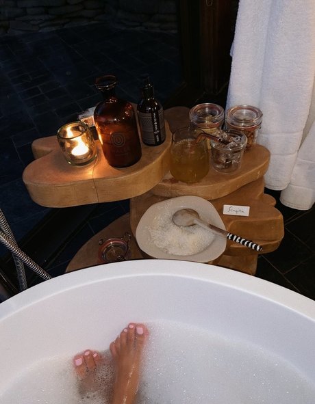 ktktkreme model pretty photo