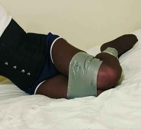 longashlegs sexy actress img