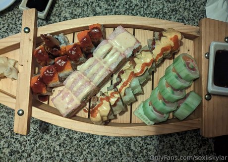 sexiiskylar adult star img