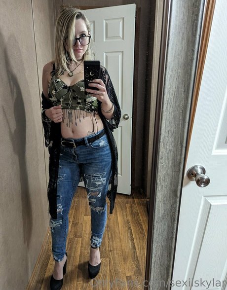 sexiiskylar nude star images