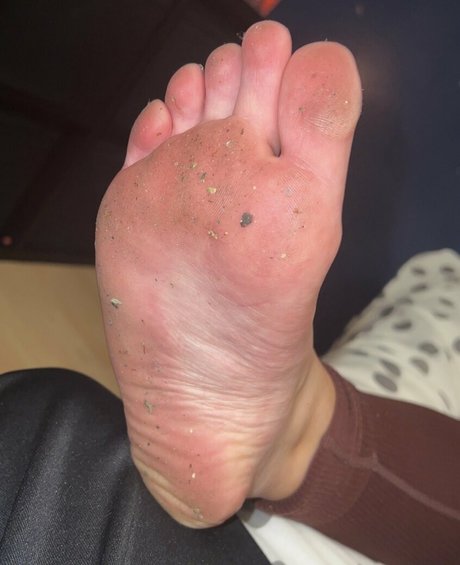 Queen Sarah pornstar naked photos