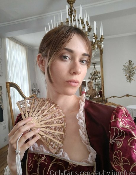 ephyliumfree hot actress galleries