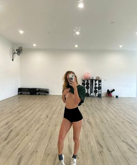 blondebhabiexx pornstar naked galleries