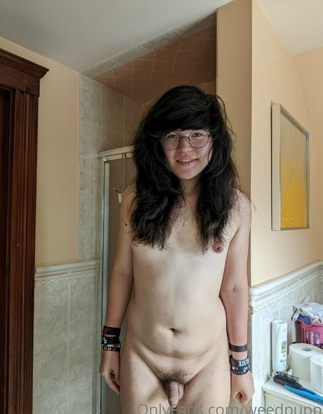 weedpupp hot model archive