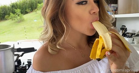 teen lingerie onlyfans erotic images