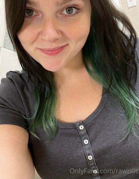 rawri0s model high quality gallery