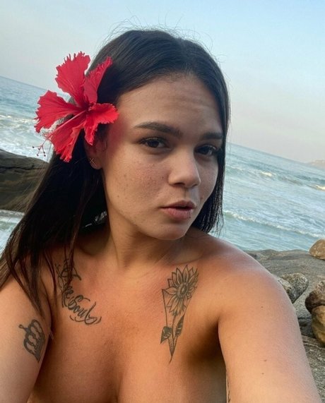 ofcafroditerj model free image