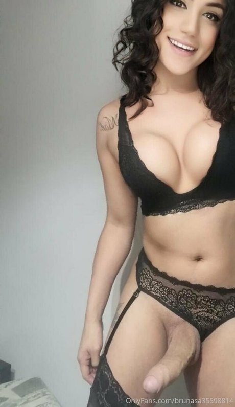 BrunaSantos sex model pics