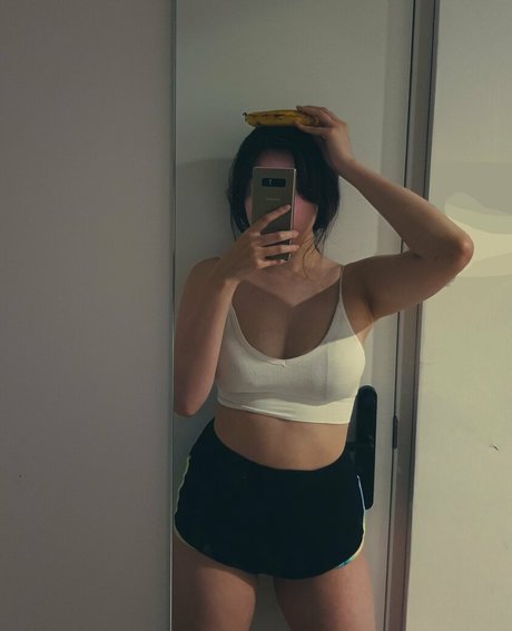 Yumi Kiwi perfect actress img