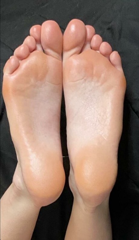 _simplychlo model hd pics