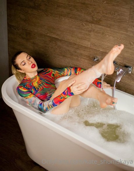 Kate Johansson best model photo