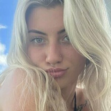 skyysmithh__skysmith_ pretty pornstar galleries