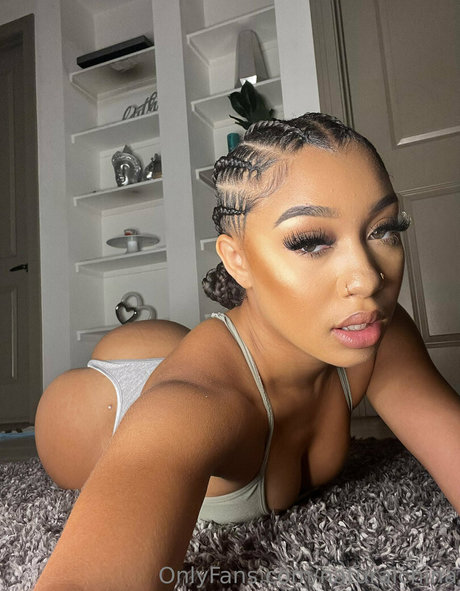 hot mature onlyfans xxx photos