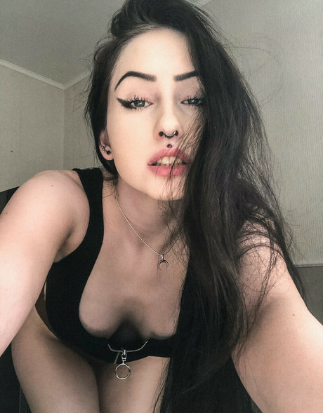 Anastasiia Mut exclusive actress galleries