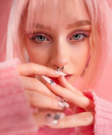 shemale cum in mouth onlyfans erotic pic