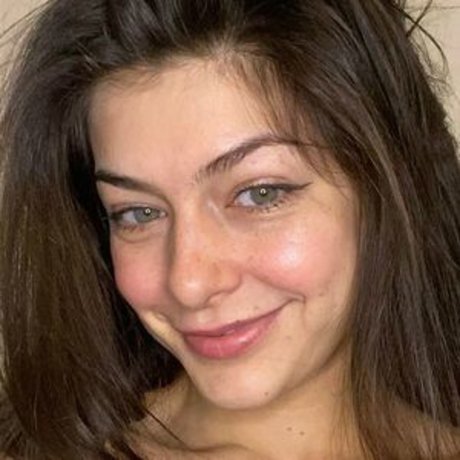 ljtheg0 hot actress photo