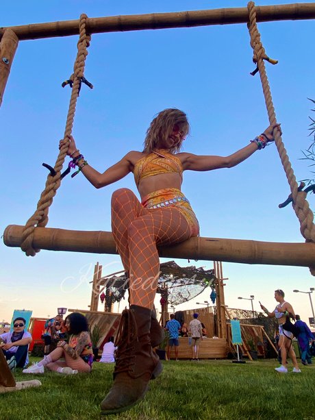 Katiedaisy perfect star image