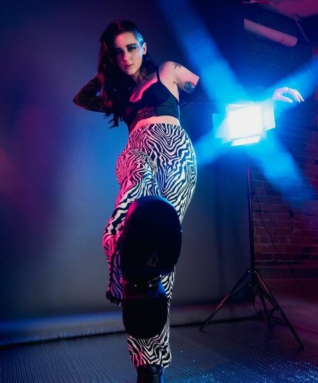 hairy pregnant onlyfans free nude image