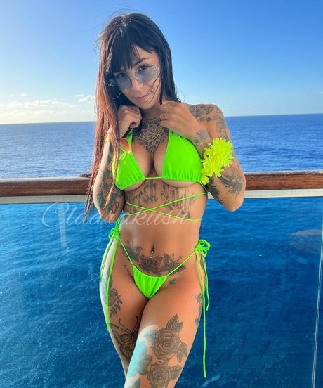 Clara Kush free model pictures