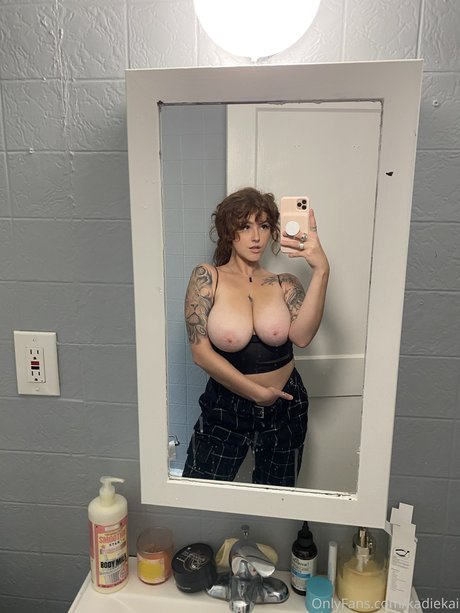 kadiekai art star archive