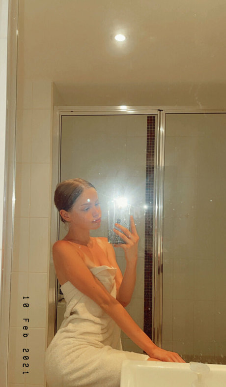 Onlyfanswmadi star top gallery