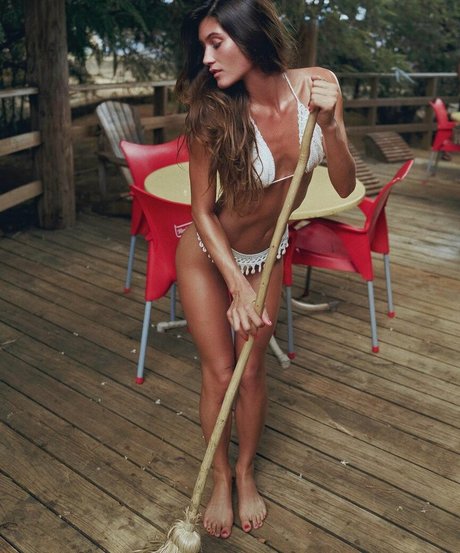 sucking cock onlyfans erotic pictures