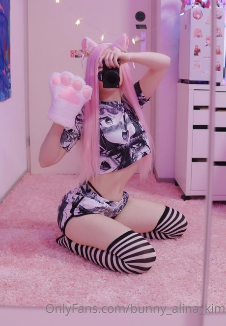 japanese milf onlyfans naked photo