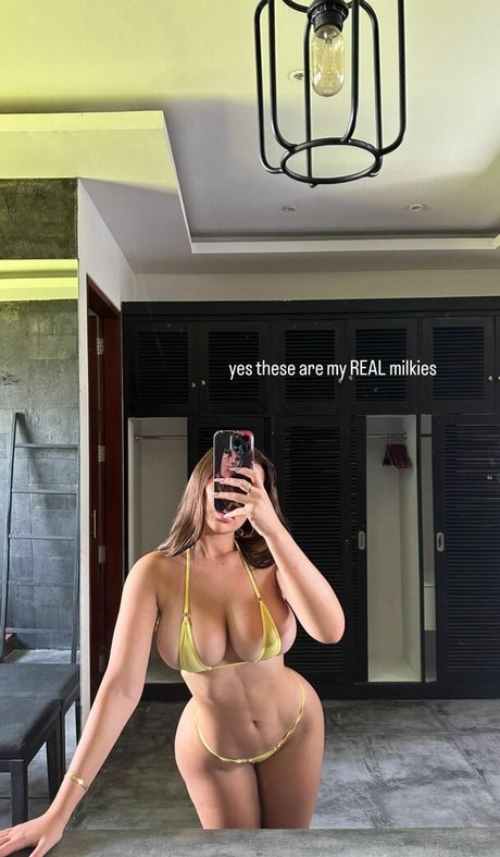 Mikaela Testa nudes model pic