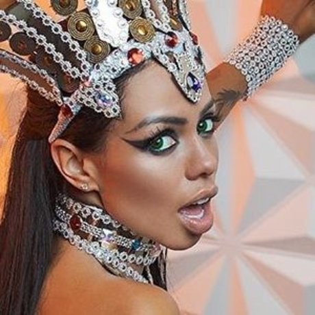 Canela Skin model nudes archive