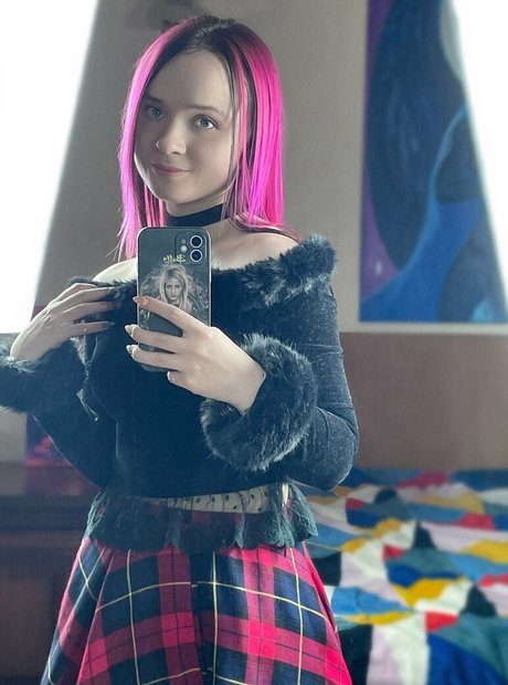 Rainbow Satanica sexy pornstar pics